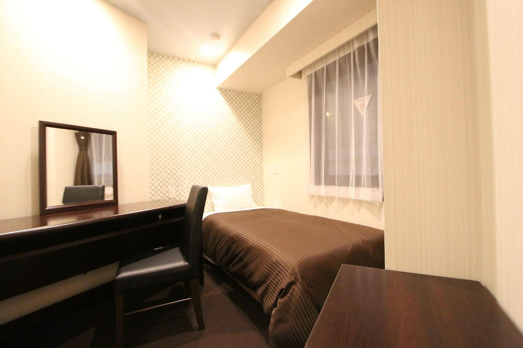 Hotel Livemax Nihonbashi Hakozaki Токио Екстериор снимка